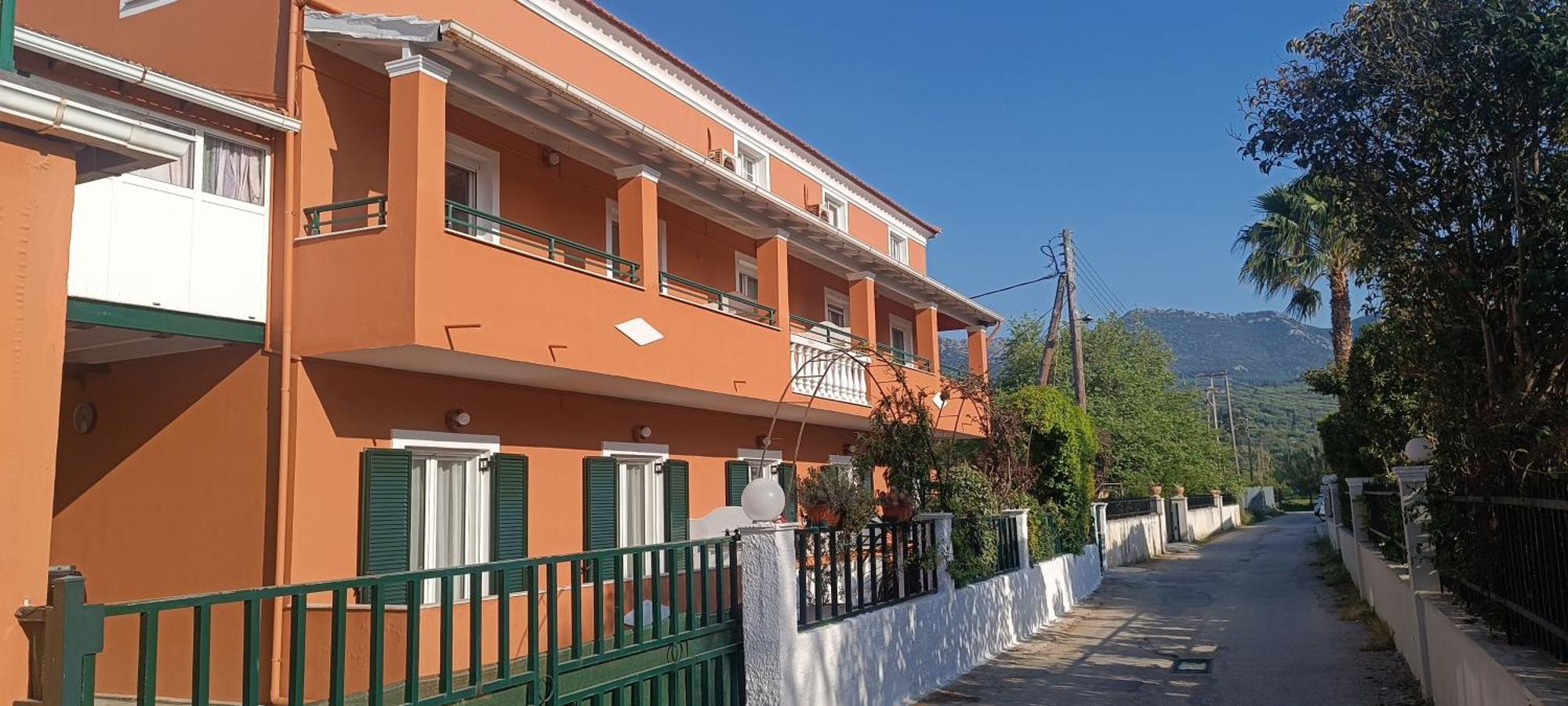 Alexandra'S Apartments Acharavi  Esterno foto